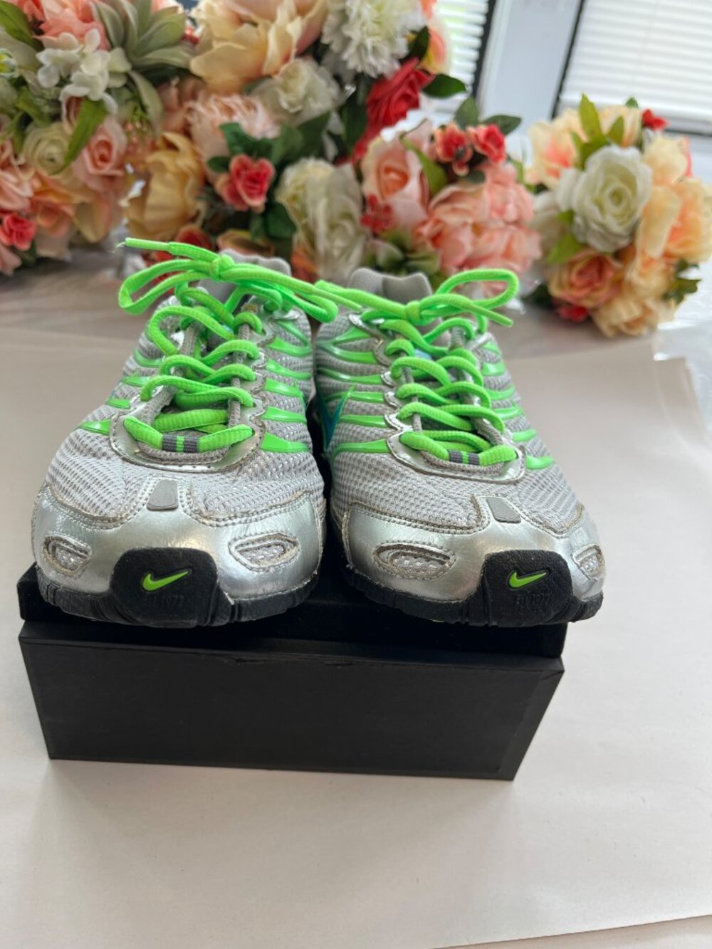 Nike Air Max Torch 4 GS Sneakers Size 5.5Y Gray Green - Picture 3 of 11
